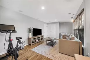 217 Thornapple Ln, Cranberry Township, PA 16066 - Photo 5