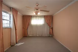 5015 Elmwood Dr, Pittsburgh, PA 15227 - Photo 27