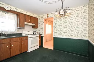 5015 Elmwood Dr, Pittsburgh, PA 15227 - Photo 19