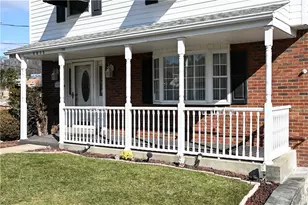 5015 Elmwood Dr, Pittsburgh, PA 15227 - Photo 5