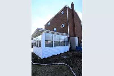 5015 Elmwood Dr, Pittsburgh, PA 15227 - Photo 39