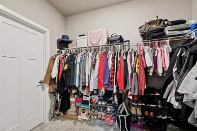 240 Victoria Dr, Pittsburgh, PA 15239 - Photo 21