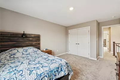 240 Victoria Dr, Pittsburgh, PA 15239 - Photo 29