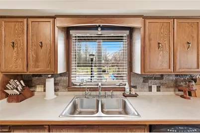 942 Cleland Mill Rd, New Castle, PA 16102 - Photo 11