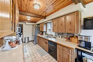 942 Cleland Mill Rd, New Castle, PA 16102 - Photo 9