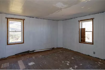 512 4th St, Marianna Boro, PA 15345 - Photo 7