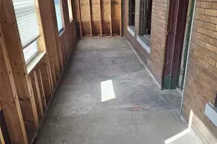 300 Longfellow St, Vandergrift, PA 15690 - Photo 15