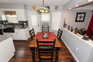 132 Winterbrook Dr, Cranberry Township, PA 16066 - Photo 11