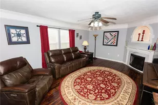 132 Winterbrook Dr, Cranberry Township, PA 16066 - Photo 13