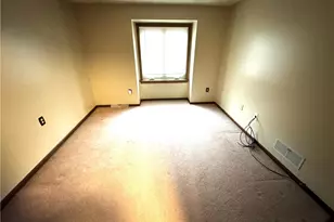 303 Kay Dr, Pittsburgh, PA 15236 - Photo 23