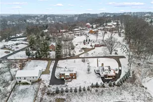 208 Frederick Dr, Pittsburgh, PA 15241 - Photo 35