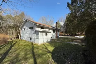 420 Sugar Run Rd, Saint Clair Township, PA 15944 - Photo 3