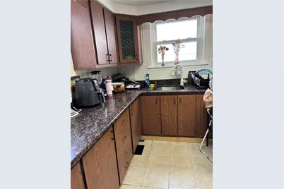 737 McLain St, Pittsburgh, PA 15210 - Photo 9