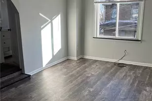 737 McLain St, Pittsburgh, PA 15210 - Photo 19