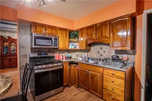 690 Baird Ave, Washington, PA 15301 - Photo 13