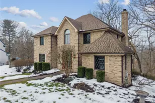 10484 Olde Villa Dr, Pittsburgh, PA 15044 - Photo 5