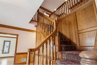 10484 Olde Villa Dr, Pittsburgh, PA 15044 - Photo 11