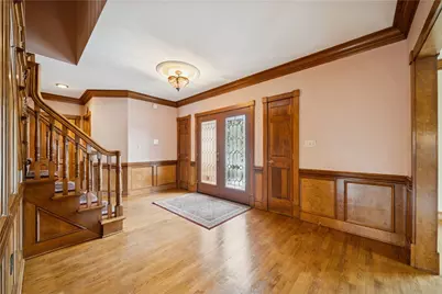 10484 Olde Villa Dr, Pittsburgh, PA 15044 - Photo 13