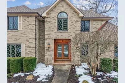 10484 Olde Villa Dr, Pittsburgh, PA 15044 - Photo 3