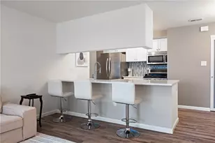 2614 Leona Ln, Robinson Twp, PA 15108 - Photo 7