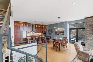 46 Windom Hill Pl, Pittsburgh, PA 15203 - Photo 17