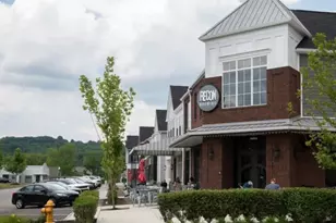 2122 Westcott Ln, Bridgeville, PA 15017 - Photo 29