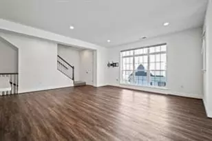 2122 Westcott Ln, Bridgeville, PA 15017 - Photo 5