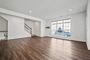 2122 Westcott Ln, South Fayette, PA 15017 - Photo 5