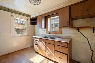 626 Hazel Street, West Mifflin, PA 15122 - Photo 5