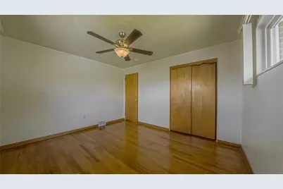 1586 Collier Ave, Heidelberg, PA 15106 - Photo 11
