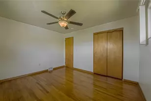 1586 Collier Ave, Heidelberg, PA 15106 - Photo 11