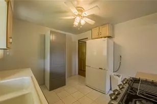 1586 Collier Ave, Heidelberg, PA 15106 - Photo 15
