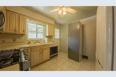 1586 Collier Ave, Heidelberg, PA 15106 - Photo 25