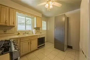 1586 Collier Ave, Heidelberg, PA 15106 - Photo 25