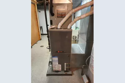 1586 Collier Ave, Heidelberg, PA 15106 - Photo 9