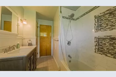 1586 Collier Ave, Heidelberg, PA 15106 - Photo 13