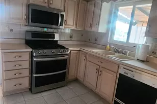 1586 Collier Ave, Heidelberg, PA 15106 - Photo 3