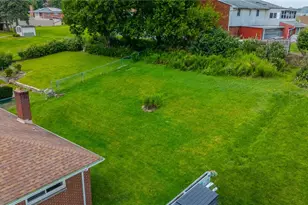 1586 Collier Ave, Heidelberg, PA 15106 - Photo 29