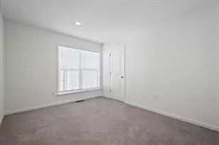 2122 Westcott Ln, Bridgeville, PA 15017 - Photo 19