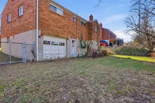 3053 Harmening Ave, Pittsburgh, PA 15227 - Photo 5