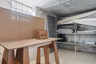 5555 Pocusset St, Pittsburgh, PA 15217 - Photo 29