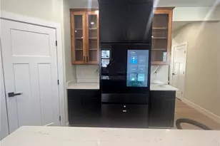 107 Willow Village Dr, Pittsburgh, PA 15239 - Photo 5