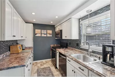 101 Penfield Pl, Pittsburgh, PA 15220 - Photo 13