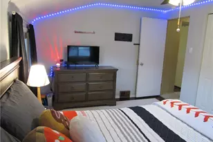 240 Florida Dr, New Kensington, PA 15068 - Photo 17