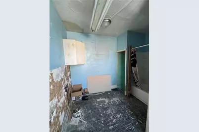 211 S 3rd St, Jeannette, PA 15644 - Photo 11