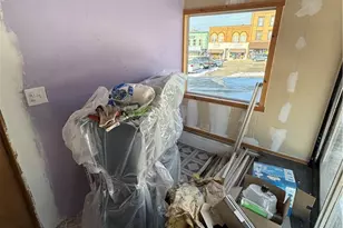 211 S 3rd St, Jeannette, PA 15644 - Photo 5