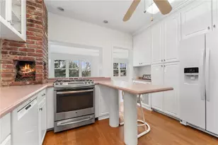 250 Woodhaven Dr, Pittsburgh, PA 15228 - Photo 17