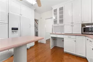 250 Woodhaven Dr, Pittsburgh, PA 15228 - Photo 15