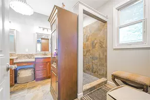 272 Cabernet Dr, New Castle, PA 16105 - Photo 33