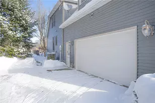 272 Cabernet Dr, New Castle, PA 16105 - Photo 5